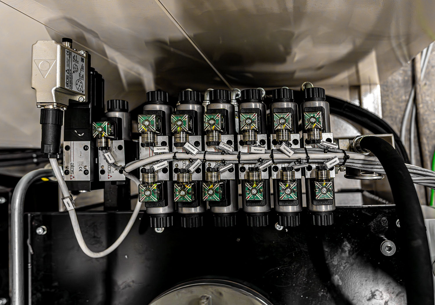 Progettazione, installazione e manutenzione di sistemi automatizzati